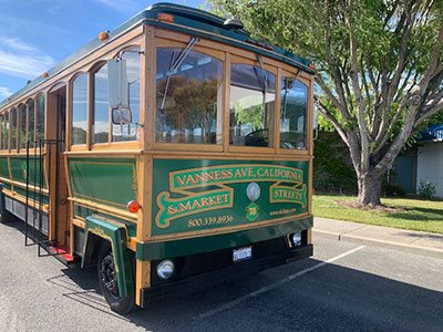 thirty four pass cable car sliding windows