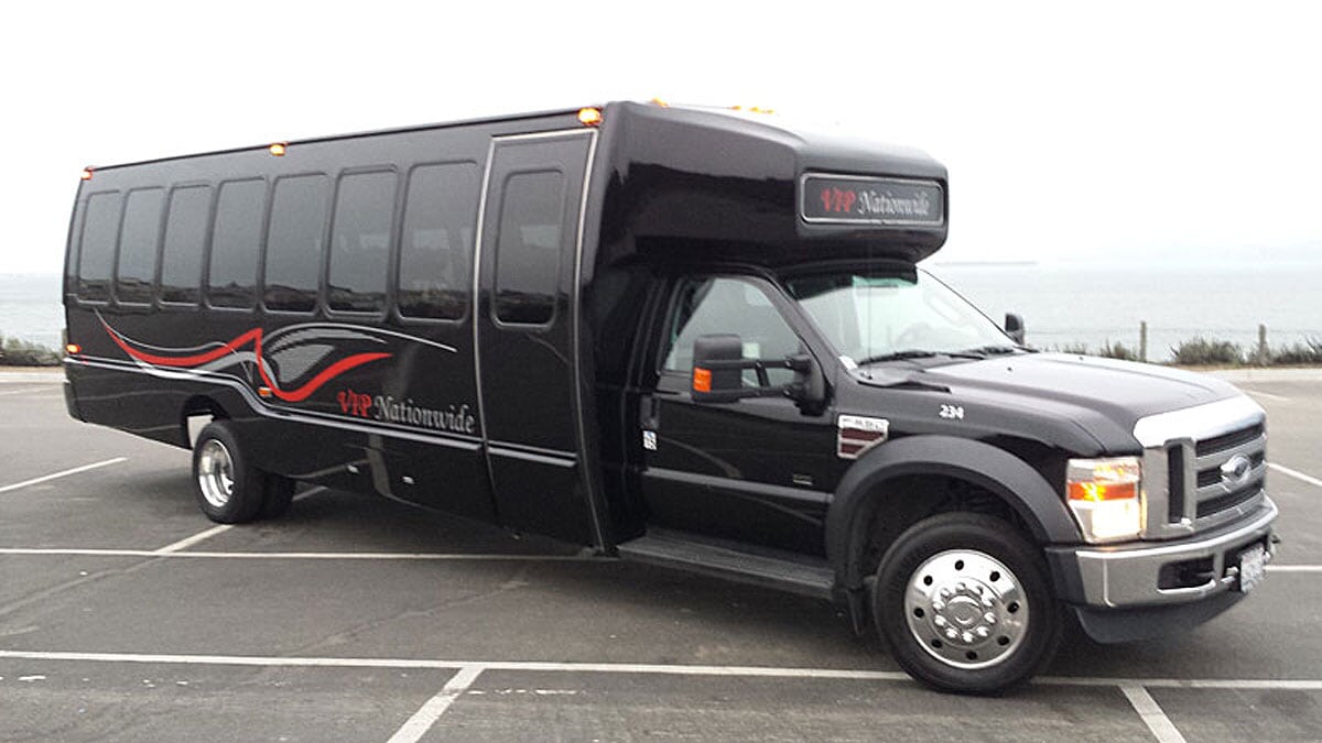 nls-party-bus-33-pass-ext1.jpg