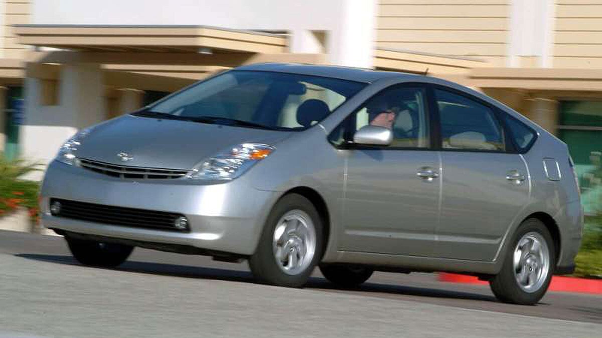Toyota Prius Hybrid - Nationwide Limousine Service